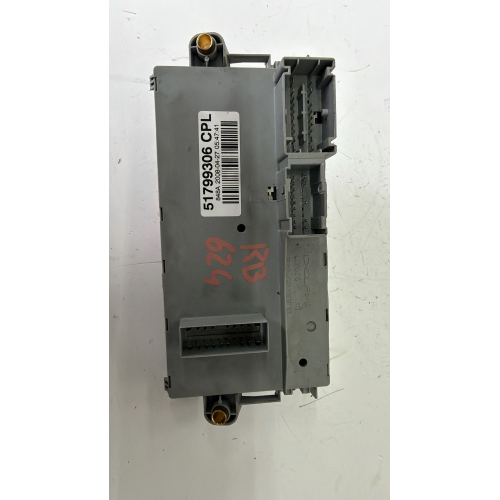 51799306 SCATOLA FUSIBILI FIAT IDEA (135) 1.2 B 16V MAN 5M 80CV 2008 5P