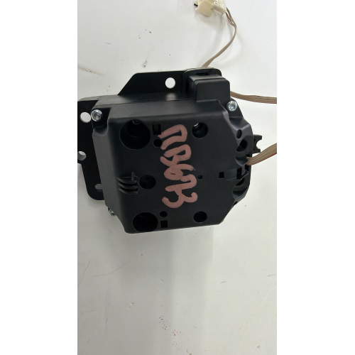 A2048700779 PAD GRUPPO DI COMANDO SISTEMA DI NAVIGAZIONE SATELLITARE MERCEDES CLASSE C 200 W204 2.2 D 100KW AUT 5P (2011)  03358060201 A2048701179 A2049020501 