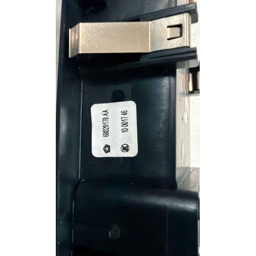 68029178 PULSANTE ALZAVETRO ANTERIORE DX JEEP Cherokee IV (KK) 2.8 CRD 4x4 Diesel 177CV 130kW ENS da anno 2008 10001746
