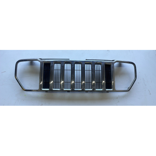 55157218AB GRIGLIA PARAURTI ANTERIORE JEEP Cherokee IV (KK) 2.8 CRD 4x4 Diesel 177CV 130kW ENS da anno 2008
