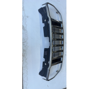 55157218AB GRIGLIA PARAURTI ANTERIORE JEEP Cherokee IV (KK) 2.8 CRD 4x4 Diesel 177CV 130kW ENS da anno 2008