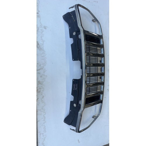 55157218AB GRIGLIA PARAURTI ANTERIORE JEEP Cherokee IV (KK) 2.8 CRD 4x4 Diesel 177CV 130kW ENS da anno 2008
