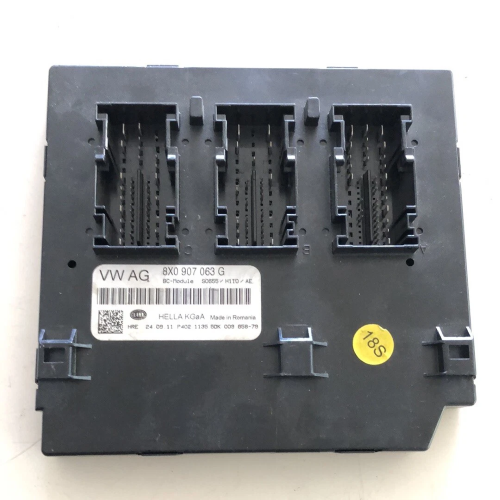 8X0907063G CENTRALINA BODY COMPUTER MODULO BCM AUDI A1 1.6 D 77KW 2011