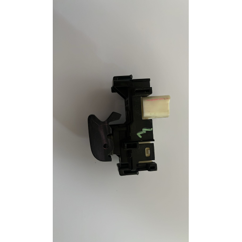 829-2K50 PULSANTE INTERRUTTORE COMANDO ALZAVETRO ANTERIORE DESTRO TOYOTA YARIS 2013 192829 