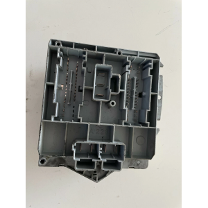 46835603 SCATOLA PORTAFUSIBILE FIAT PUNTO (188) 1.3 MULTIJET 16V 70CV (2005)  