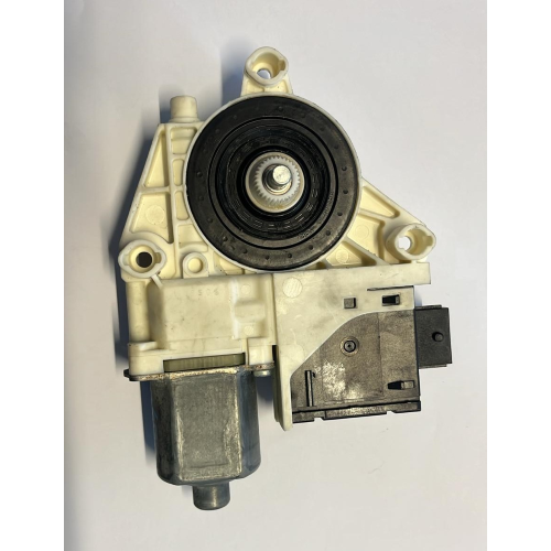 C59649-102 MOTORINO ALZAVETRO PORTA ANTERIORE DESTRA ALFA ROMEO GIULIA 2020 C59652-102
