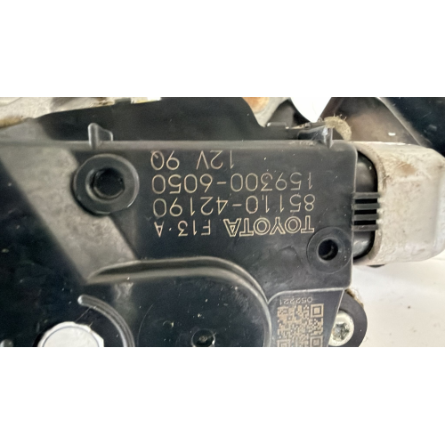 85110-42190 159300-6050 Motorino tergicristallo anteriore Toyota Rav 4 (XA40) 2015