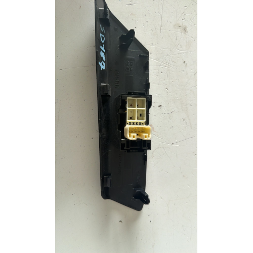 74271-42030 Pulsantiera posteriore dx Toyota Rav 4 2015