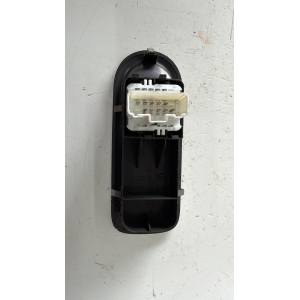8200356519 GRUPPO COMANDI ALZACRISTALLI 2 TASTI RENAULT CLIO III (B85-C85-S85)  2007