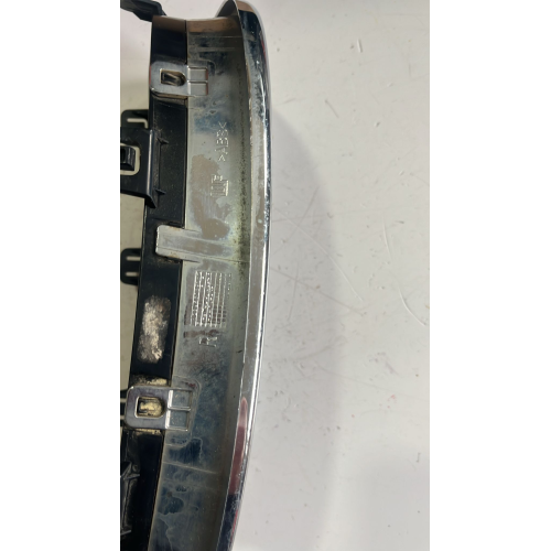 7166440 GRIGLIA CROMATA PARAURTI ANTERIORE DESTRA BMW 118 D E87 2005