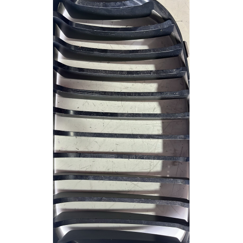 7166440 GRIGLIA CROMATA PARAURTI ANTERIORE DESTRA BMW 118 D E87 2005 224059-10