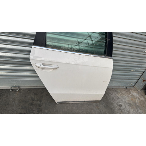 PORTIERA PORTA SPORTELLO POSTERIORE DESTRA DX VOLKSWAGEN PASSAT SW 2012