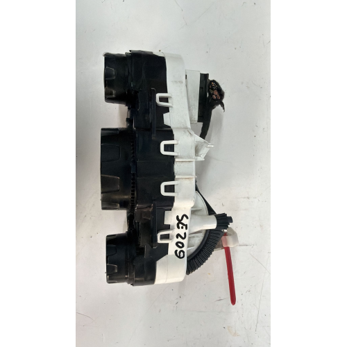8A6118549 8A69199880 CENTRALINA COMANDO CLIMA ARIA FORD FIESTA 2017 E1064277D040447 