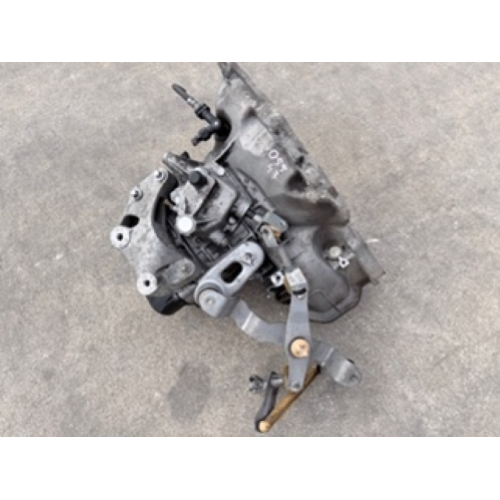 CAMBIO OPEL CORSA D 1.2 B 63KW 2015 A12XER BENZINA 69000KM A12XER