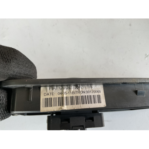 7354217170 PULSANTIERA ANTERIORE DESTRA PER PEUGEOT Boxer 3° Serie (06>11)