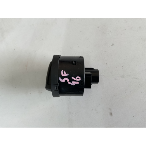 5G0941431AJ COMANDO LUCI VOLKSWAGEN Polo V (6R1, 6C1) 1.4 TDI Diesel 75CV 55kW CUS da anno 2014 - 2017 75000KM 10112676