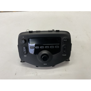 86120-0H040 AUTORADIO CITROEN C1 1.0 B 51KW 5M 5P (2015) RICAMBIO USATO ( NON FORNIAMO CODICE AUTORADIO , SOLO NUMERO TELAIO VEICOLO ) CQ-SS94F3AE 