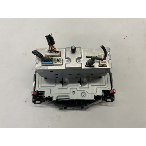 86120-0H040 AUTORADIO CITROEN C1 1.0 B 51KW 5M 5P (2015) RICAMBIO USATO ( NON FORNIAMO CODICE AUTORADIO , SOLO NUMERO TELAIO VEICOLO ) CQ-SS94F3AE 