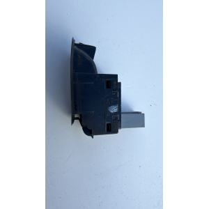 6R0867255H INTERRUTTORE ALZAVETRO POST DX. SX. ANT DX. VOLKSWAGEN POLO 6R 2015 9006447000