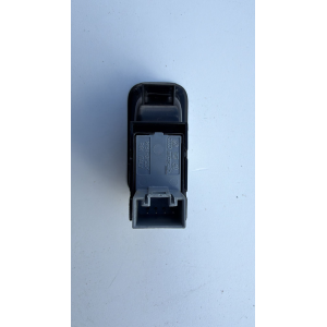 6R0867255H INTERRUTTORE ALZAVETRO POST DX. SX. ANT DX. VOLKSWAGEN POLO 6R 2015 9006447000