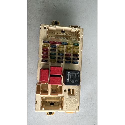 46778898 CENTRALINA SCATOLA FUSIBILI FIAT STILO 1.6 B 2003