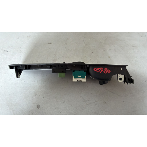 COMANDO PULSANTIERA ALZAVETRO ANTERIORE SINISTRO LANCIA MUSA 1.3 D 70KW 199B1000 2011B569 A739