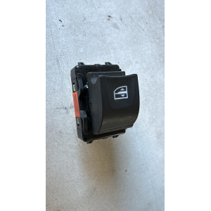 254217475R GRUPPO COMANDI ALZACRISTALLI 1 TASTO RENAULT TWINGO III (BCM) 1.0 B 12V MAN 5M 65CV 2016 10023760-A