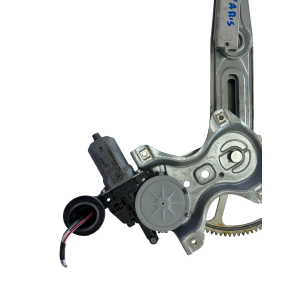 85710-0D100 CREMAGLIERA ALZAVETRO ANTERIORE DESTRA TOYOTA Yaris III (XP13) 1.5 Hybrid Benzina Elettrico 101CV 74kW 1NZ-FXE anno 2018  85710-0D100 9783582-101 AV262100-2331