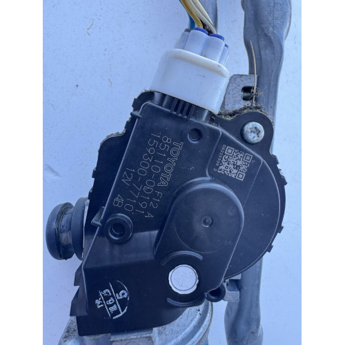 85110-0D191 MOTORINO TERGICRISTALLI ANTERIORE TOYOTA Yaris III (XP13) 1.5 Hybrid Benzina Elettrico 101CV 74kW 1NZ-FXE anno 2018  159300-7710  