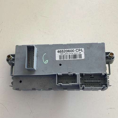 46520600 CENTRALINA SCATOLA PORTA FUSIBILI FIAT PUNTO CLASSIC 1.2 44KW 2011 51744898