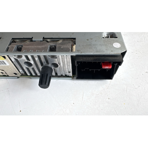 281150743RT RADIO Autoradio CD RENAULT Megane III Grandtour (KZ) 1.5 dCi Diesel 110CV 81kW K9K 846 anno 2012 K9K R8 Y6976 7641104391