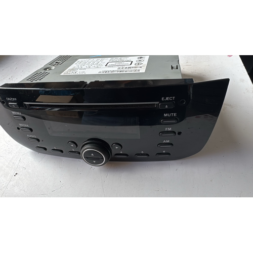 7355978780 28405891 AUTORADIO RADIO FIAT Punto III (199) 1.4 Natural Power Benz metano(GNC) 78CV 57kW 350A1000 anno 2015