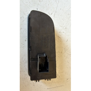 735595269  CENTRALINA GRUPPO COMANDI LUCI FIAT GRANDE PUNTO EVO 61237300 735595270 61237200