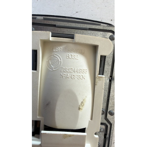735244969 PLAFONIERA LUCE INTERNA ABITACOLO ALFA ROMEO Giulietta (940) 1.6 JTDM Diesel 105CV 77kW 940A3000 anno 2013