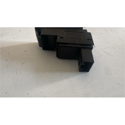 5G0868345 PULSANTE ALZAVETRO POSTERIORE SINISTRO PER VOLKSWAGEN Golf 7 Berlina