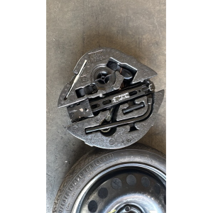 2160126 RUOTINO DI SCORTA CON ATTREZZI OPEL Adam (M13) 1.2 Benzina 69CV 51kW A12XER anno 2014 CONTINENTAL 115 70 R16  DOT 1314