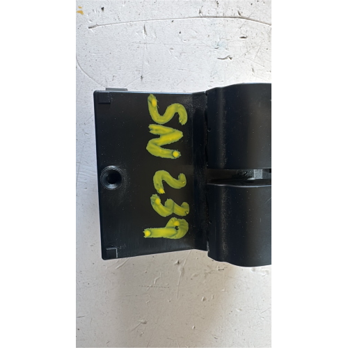 13360335 PULSANTIERA ANTERIORE SINISTRA SX OPEL Adam (M13) 1.2 Benzina 69CV 51kW A12XER anno 2014