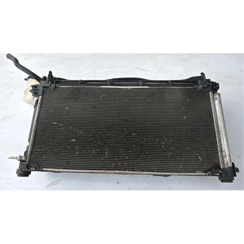 164000T431 884A002050 KIT RADIATORI TOYOTA COROLLA STATION WAGON (E21) M20A M20A HYBRID 2000 (18>)
