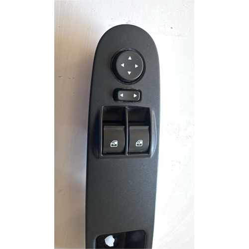 011650 PULSANTIERA ANTERIORE SINISTRA PER FIAT Punto EVO (09>12)
