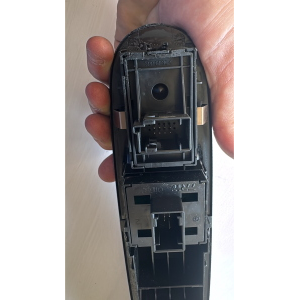 011650 PULSANTIERA ANTERIORE SINISTRA PER FIAT Punto EVO (09>12)