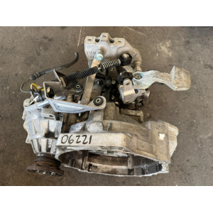 CAMBIO JCP VOLKSWAGEN PASSAT 2000 BENZINA 110KW 6M ANNO 2007 BVY
