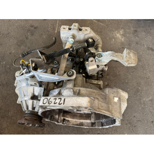 CAMBIO JCP VOLKSWAGEN PASSAT 2000 BENZINA 110KW 6M ANNO 2007 BVY