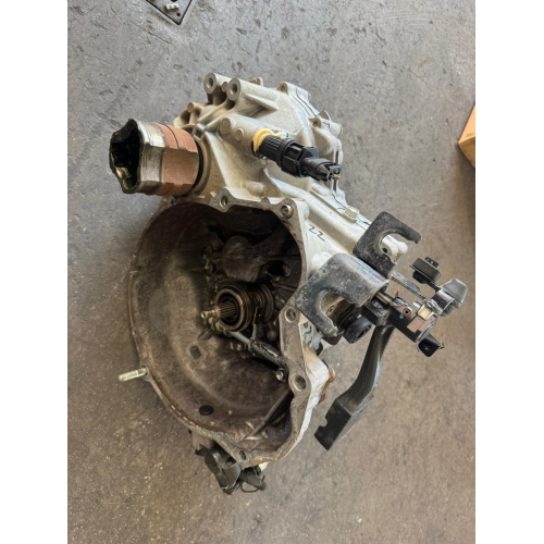 CAMBIO MANUALE CHEVROLET SPARK 1.0 B 50KW B10D1 ANNO 2015 CON POMPA FRIZIONE IDRAULICA