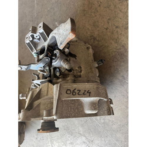 HBM CAMBIO MANUALE PER VOLKSWAGEN Golf 5 Berlina HBM benzina 1600 (03>08) TIPO MOTORE BLF 6 MARCE