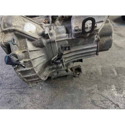 96663747 CAMBIO MANUALE CHEVROLET SPARK (M300) (01/10>12/15<) 1.0 B 50KW B10D1 2011 VERSIONE CON FILO DELLA FRIZIONE 