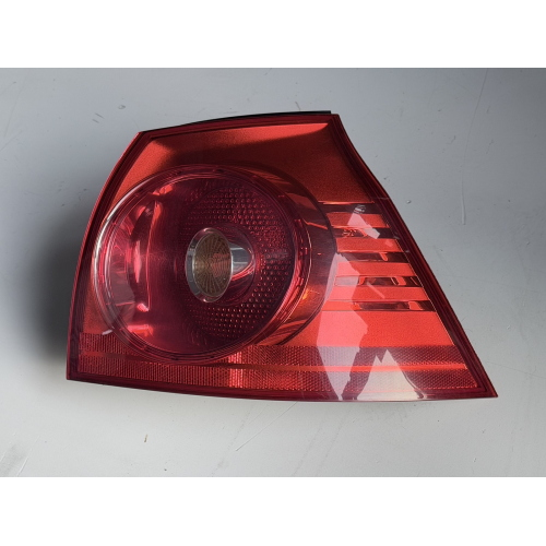 STOP FANALE POSTERIORE DESTRO PER VOLKSWAGEN Golf 5 Berlina 1K6945096AA BLF (03