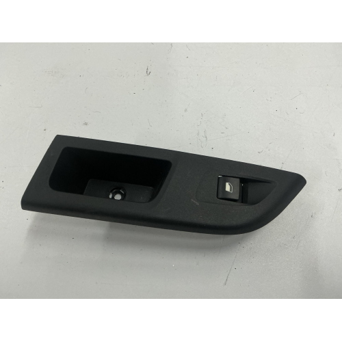 PULSANTIERA POSTERIORE SINISTRA PER OPEL Corsa F Serie 98044803ZD (19>)