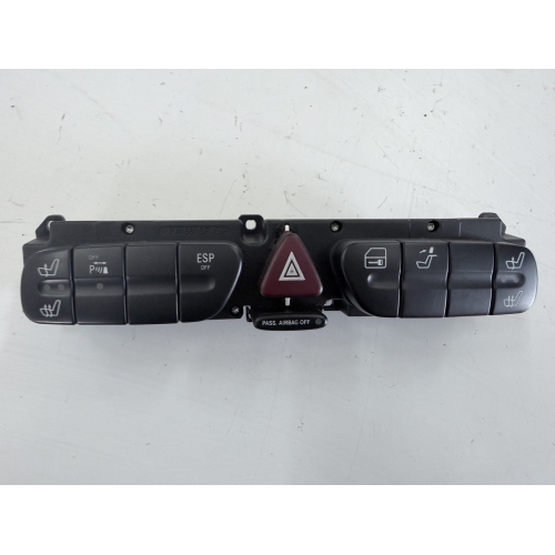PULSANTE QUATTRO 4 FRECCE PER MERCEDES CLK Cabrio W209 2038216579 M271940 Benzi