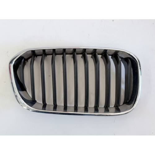 GRIGLIA PARAURTI ANTERIORE DESTRA PER BMW Serie 1 F20 51137371748 B38B15A Benzi