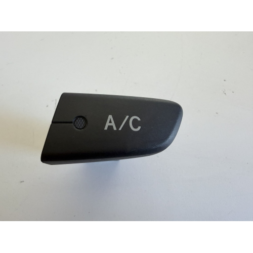 INTERRUTTORE ACCENSIONE ARIA CONDIZIONATA PER TOYOTA Aygo 2° Serie 846600H010B